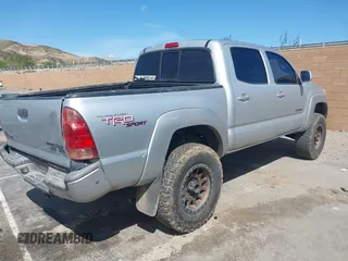 2007 Toyota Tacoma PreRunner with VIN 5TEJU62N97Z426008, listed as a IAAI auction lot 41880605 with 270,770 mi miles and . Bid and sale history available at DreamBid. Image 4.