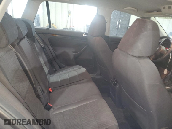 2010 Volkswagen Jetta S с VIN 3VWKZ7AJ3AM623865, выставлен на аукционе Copart как лот 72447924 с пробегом 6 650 миль миль и Чистый • Clean title. История ставок и продаж доступна на DreamBid. Изображение 10.