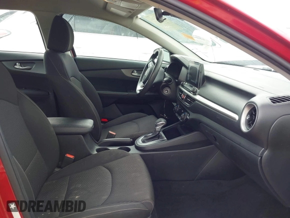 2019 Kia Forte LXS z VIN 3KPF24AD4KE005189, wystawiony jako IAAI lot #42354011 z przebiegiem 73 422 mil mil oraz . Historia ofert i sprzedaży dostępna na DreamBid. Obrazek 5.