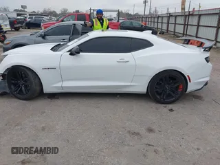 2022 Chevrolet Camaro 2LT with VIN 1G1FD1RS9N0124017, listed as a IAAI auction lot 41512484 with 6,991 mi miles. Bid and sale history available at carsss.com. Image 15.