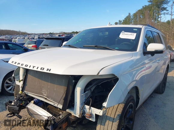2023 Ford Expedition Limited with VIN 1FMJU2A84PEA53365, listed as a IAAI auction lot 41683102 with 21,147 mi miles and . Bid and sale history available at DreamBid. Image 14.