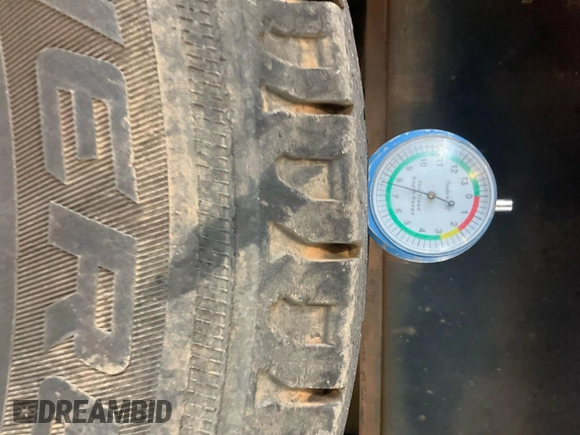 2013 Ford F-150 XL with VIN 1FTMF1CM3DKD43237, listed as a IAAI auction lot 42636389 with 164,975 mi miles and . Bid and sale history available at DreamBid. Image 18.