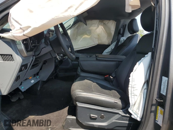 2021 Ford F-150 XL z VIN 1FTMF1E58MKD90530, wystawiony jako Copart lot #61824123 z przebiegiem 5 656 mil mil oraz . Historia ofert i sprzedaży dostępna na DreamBid. Obrazek 10.
