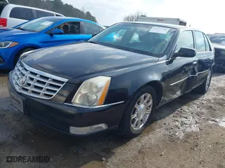 2011 Cadillac DTS with VIN 1G6KA5E67BU120196, listed as a IAAI auction lot 41477220 with 138,719 mi miles. Bid and sale history available at carsss.com. Image 19.