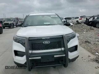 2023 Ford Police Interceptor Utility z VIN 1FM5K8AB9PGA62413, wystawiony jako Copart lot #51018865 z przebiegiem Nie podano mil oraz Szkoda całkowita • Salvage title. Historia ofert i sprzedaży dostępna na DreamBid. Obrazek 12.