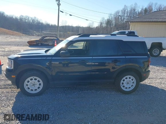 2023 Ford Bronco Sport Heritage z VIN 3FMCR9G64PRD34684, wystawiony jako IAAI lot #41609734 z przebiegiem 59 564 mil mil oraz . Historia ofert i sprzedaży dostępna na DreamBid. Obrazek 14.