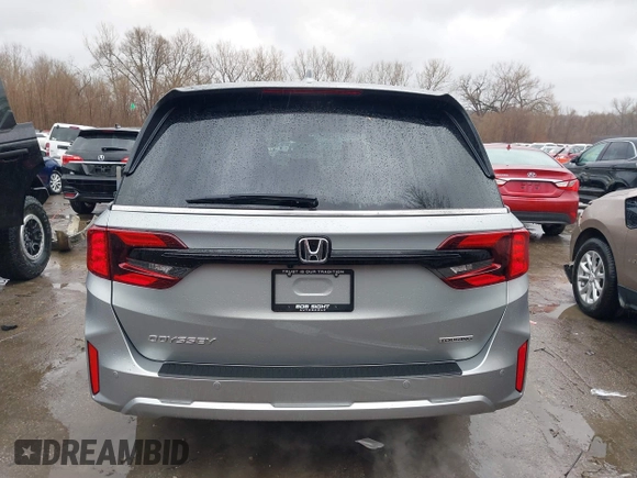 2025 Honda Odyssey Touring с VIN 5FNRL6H85SB028084, выставлен на аукционе IAAI как лот 41822857 с пробегом 3 784 миль миль и . История ставок и продаж доступна на DreamBid. Изображение 17.
