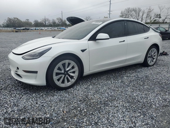 2021 Tesla Model 3 Standard Range Plus z VIN 5YJ3E1EA8MF978095, wystawiony jako Copart lot #45689495 z przebiegiem 44 375 mil mil oraz Szkody całkowita. Historia ofert i sprzedaży dostępna na DreamBid. Obrazek 1.
