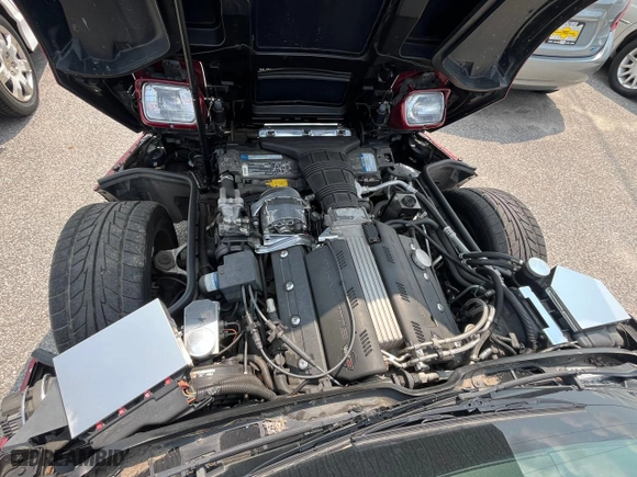 1993 Chevrolet Corvette with VIN 1G1YY23PXP5104890, listed as a Copart auction lot 42867905 with 82,698 mi miles and Clean Title. Bid and sale history available at carsss.com. Image 7.