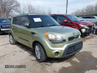 2012 Kia Soul + with VIN KNDJT2A67C7450802, listed as a IAAI auction lot 41815696 with 137,101 mi miles. Bid and sale history available at carsss.com. Image 1.