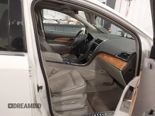 2013 Lincoln MKX with VIN 2LMDJ8JK4DBL60499, listed as a IAAI auction lot 41816339 with 132,061 mi miles. Bid and sale history available at carsss.com. Image 5.