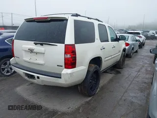2008 Chevrolet Tahoe 3LT with VIN 1GNFC13008R226072, listed as a IAAI auction lot 42158023 with 276,281 mi miles and . Bid and sale history available at DreamBid. Image 4.