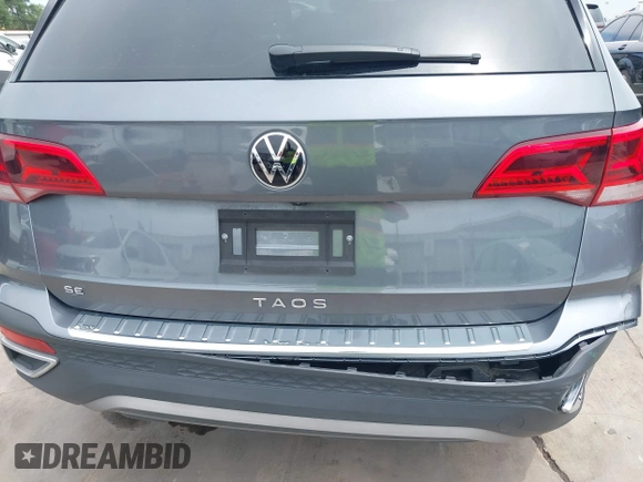 2022 Volkswagen Taos SE z VIN 3VVSX7B2XNM062037, wystawiony jako IAAI lot #42051064 z przebiegiem 30 149 mil mil oraz . Historia ofert i sprzedaży dostępna na DreamBid. Obrazek 12.