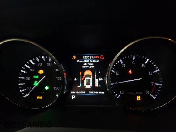 2013 Land Rover Range Rover Evoque Dynamic Premium with VIN SALVT2BG5DH743420, listed as a Copart auction lot 45893725 with 28,349 mi miles and Salvage title. Bid and sale history available at DreamBid. Image 9.