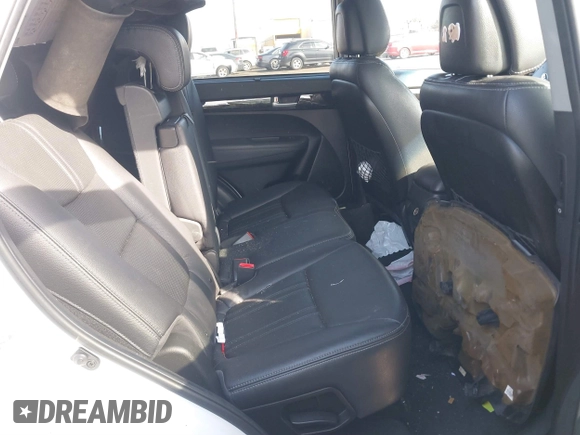 2014 Kia Sorento SX Limited with VIN 5XYKWDA76EG441420, listed as a IAAI auction lot 41876721 with 173,021 mi miles. Bid and sale history available at carsss.com. Image 8.