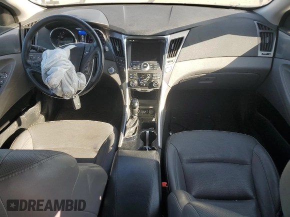 2014 Hyundai Sonata Hybrid Limited with VIN KMHEC4A47EA111129, listed as a Copart auction lot 47437535 with 118,070 mi miles and Clean Title. Bid and sale history available at carsss.com. Image 8.