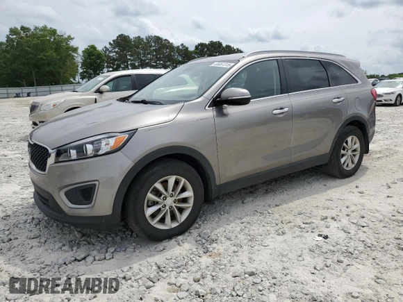2018 Kia Sorento LX z VIN 5XYPG4A31JG406679, wystawiony jako Copart lot #55087315 z przebiegiem 146 171 mil mil oraz Szkoda całkowita • Salvage title. Historia ofert i sprzedaży dostępna na DreamBid. Obrazek 1.