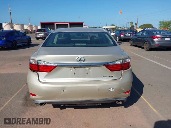 2013 Lexus ES 4dr Sdn with VIN JTHBK1GG1D2023369, listed as a IAAI auction lot 41539886 with 136,492 mi miles. Bid and sale history available at carsss.com. Image 16.