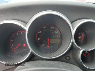 2004 Pontiac Vibe with VIN 5Y2SL62864Z420076, listed as a Copart auction lot 51157185 with 299,999 mi miles and Non Repairable. Bid and sale history available at carsss.com. Image 9.