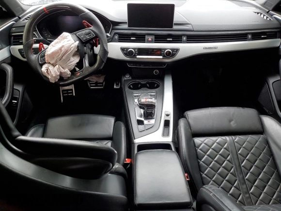 2018 Audi S4 Prestige z VIN WAUC4AF46JA001857, wystawiony jako Copart lot #47186315 z przebiegiem Nie podano mil oraz Szkody całkowita. Historia ofert i sprzedaży dostępna na DreamBid. Obrazek 8.