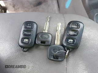 2005 Toyota Camry STD z VIN 4T1BE32K55U586930, wystawiony jako IAAI lot #42389882 z przebiegiem 275 535 mil mil oraz . Historia ofert i sprzedaży dostępna na DreamBid. Obrazek 11.
