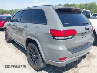 2020 Jeep Grand Cherokee Altitude with VIN 1C4RJEAG8LC391785, listed as a IAAI auction lot 42030302 with 55,622 mi miles and . Bid and sale history available at DreamBid. Image 3.