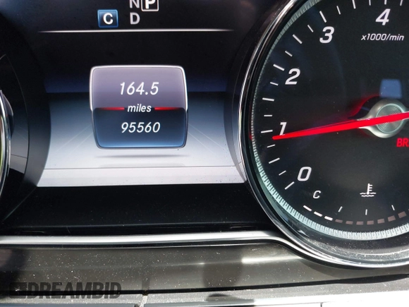 2017 Mercedes-Benz E 300 Luxury с VIN WDDZF4KB2HA012027, выставлен на аукционе IAAI как лот 42490873 с пробегом 95 361 миль миль и . История ставок и продаж доступна на DreamBid. Изображение 15.