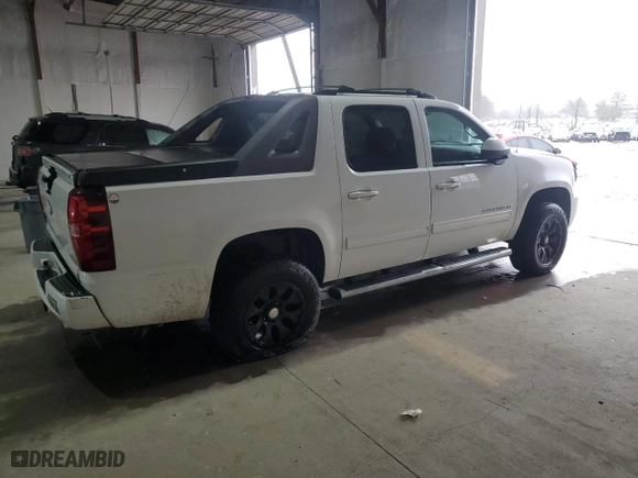 2012 Chevrolet Avalanche LS with VIN 3GNTKEE77CG133131, listed as a Copart auction lot 85170234 with 143,961 mi miles and Clean Title. Bid and sale history available at carsss.com. Image 3.