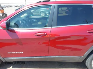 2016 Jeep Cherokee Limited with VIN 1C4PJLDB7GW146458, listed as a IAAI auction lot 42000075 with 91,291 mi miles and . Bid and sale history available at DreamBid. Image 14.