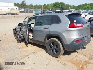 2016 Jeep Cherokee Latitude с VIN 1C4PJMCB4GW182213, выставлен на аукционе IAAI как лот 42209968 с пробегом 108 539 миль миль и . История ставок и продаж доступна на DreamBid. Изображение 3.