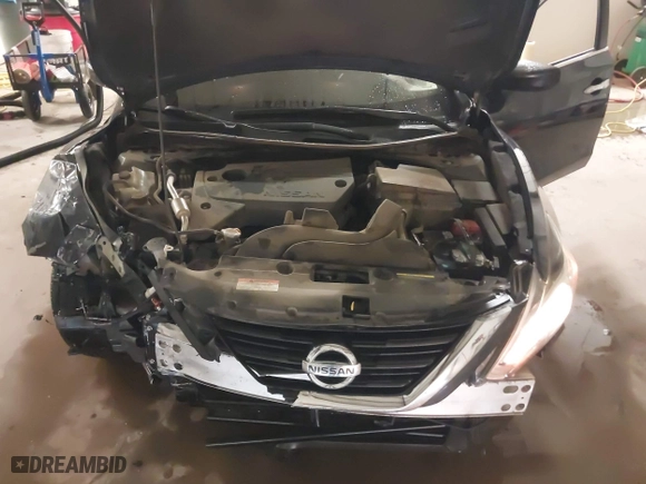 2018 Nissan Altima 2.5 SV with VIN 1N4AL3AP1JC276024, listed as a IAAI auction lot 41271383 with 121,088 mi miles. Bid and sale history available at carsss.com. Image 10.