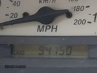 2000 Toyota ECHO z VIN JTDBT1231Y0098187, wystawiony jako IAAI lot #41611994 z przebiegiem 94 750 mil mil oraz . Historia ofert i sprzedaży dostępna na DreamBid. Obrazek 15.