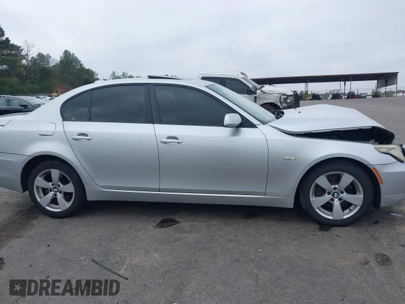 2008 BMW 5 Series 528xi with VIN WBANV13528CZ55118, listed as a IAAI auction lot 40942534 with 128,290 mi miles and . Bid and sale history available at DreamBid. Image 13.