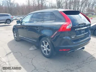 2014 Volvo XC60 3.0L R-Design Premier Plus with VIN YV4902DZXE2545921, listed as a IAAI auction lot 42026506 with 232,903 mi miles. Bid and sale history available at carsss.com. Image 3.