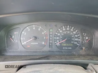 2000 Toyota Sienna LE with VIN 4T3ZF13C8YU252345, listed as a Copart auction lot 75563984 with 157,083 mi miles and Salvage Title. Bid and sale history available at carsss.com. Image 9.
