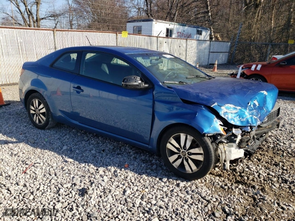 2013 Kia Forte Koup EX with VIN KNAFU6A24D5742893, listed as a Copart auction lot 49132235 with 102,336 mi miles and Salvage Title. Bid and sale history available at carsss.com. Image 4.