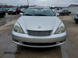 2002 Lexus ES 300 with VIN JTHBF30G425012176, listed as a Copart auction lot 51215515 with 371,102 mi miles and Non Repairable. Bid and sale history available at DreamBid. Image 5.