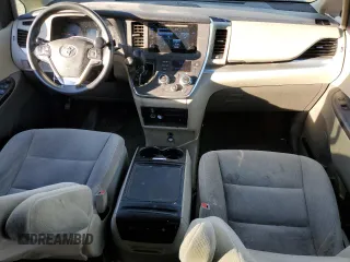 2015 Toyota Sienna LE AAS with VIN 5TDKK3DC7FS663872, listed as a Copart auction lot 88736375 with 166,369 mi miles and Salvage title. Bid and sale history available at DreamBid. Image 8.