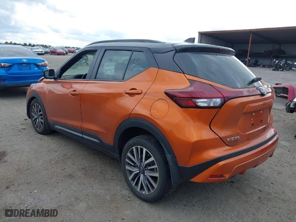 2023 Nissan Kicks SR with VIN 3N1CP5DV4PL541063, listed as a IAAI auction lot 41712600 with 31,237 mi miles. Bid and sale history available at carsss.com. Image 3.