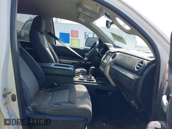 2016 Toyota Tundra SR5 z VIN 5TFDW5F18GX550786, wystawiony jako IAAI lot #42055381 z przebiegiem 168 815 mil mil oraz . Historia ofert i sprzedaży dostępna na DreamBid. Obrazek 5.