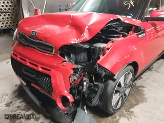 2014 Kia Soul ! with VIN KNDJX3A5XE7702482, listed as a IAAI auction lot 41208512 with 80,741 mi miles. Bid and sale history available at carsss.com. Image 6.