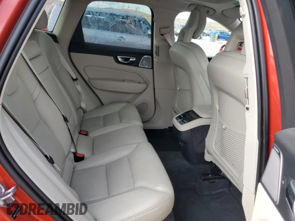 2018 Volvo XC60 Inscription z VIN LYVA22RL9JB105406, wystawiony jako Copart lot #60171015 z przebiegiem 43 124 mil mil oraz Szkoda całkowita • Salvage title. Historia ofert i sprzedaży dostępna na DreamBid. Obrazek 10.
