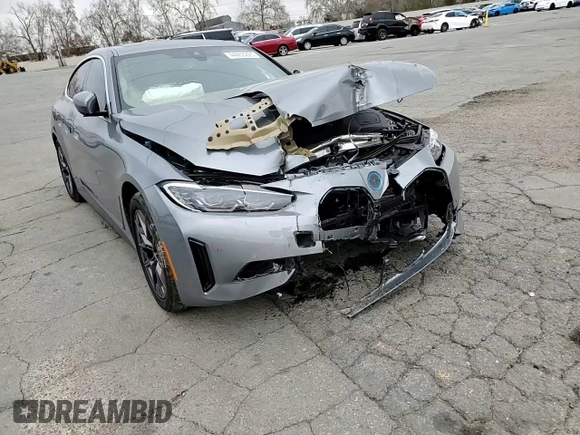 2024 BMW i4 eDrive35 z VIN WBY43AW07RFS38250, wystawiony jako Copart lot #44953225 z przebiegiem 11 567 mil mil oraz Szkoda całkowita • Salvage title. Historia ofert i sprzedaży dostępna na DreamBid. Obrazek 10.