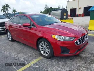 2020 Ford Fusion SE with VIN 3FA6P0HDXLR160183, listed as a IAAI auction lot 42623508 with 89,914 mi miles and . Bid and sale history available at DreamBid. Image 1.
