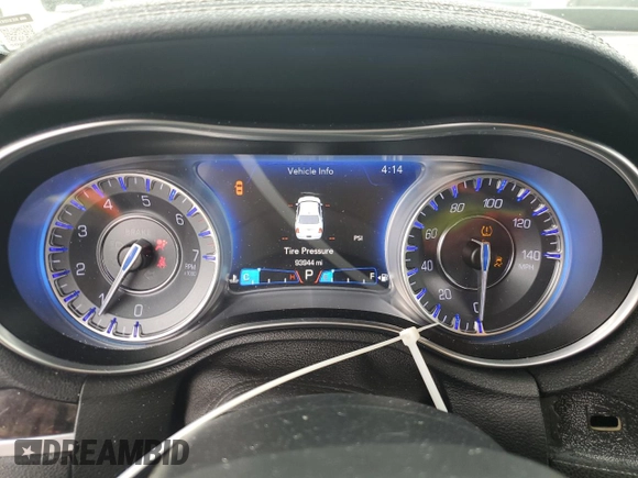 2018 Chrysler 300 Limited z VIN 2C3CCAEG7JH148759, wystawiony jako Copart lot #51634465 z przebiegiem 93 944 mil mil oraz Szkoda całkowita • Salvage title. Historia ofert i sprzedaży dostępna na DreamBid. Obrazek 9.