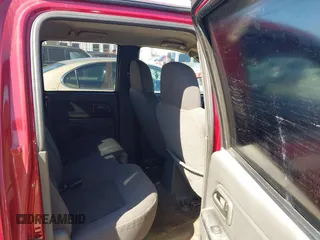 2005 Chevrolet Colorado 1SE LS Z71 z VIN 1GCDS136058157053, wystawiony jako IAAI lot #41685576 z przebiegiem 241 058 mil mil oraz . Historia ofert i sprzedaży dostępna na DreamBid. Obrazek 8.