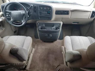 1997 GMC Savana with VIN 1GJGG25R1V1073885, listed as a Copart auction lot 72458594 with 189,209 mi miles and Salvage Title. Bid and sale history available at carsss.com. Image 8.