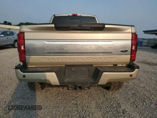 2017 Ford F-250 Lariat with VIN 1FT7W2BT0HEE63562, listed as a Copart auction lot 60880545 with 122,996 mi miles and Salvage title. Bid and sale history available at DreamBid. Image 6.