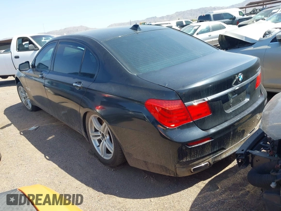 2011 BMW 7 Series 750Li xDrive с VIN WBAKC8C5XBC431840, выставлен на аукционе IAAI как лот 41789528 с пробегом Не указан миль и . История ставок и продаж доступна на DreamBid. Изображение 3.