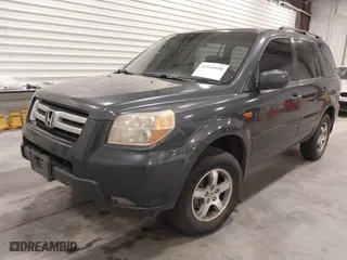 2006 Honda Pilot EX with VIN 2HKYF18466H504644, listed as a IAAI auction lot 41949350 with 256,464 mi miles. Bid and sale history available at carsss.com. Image 2.